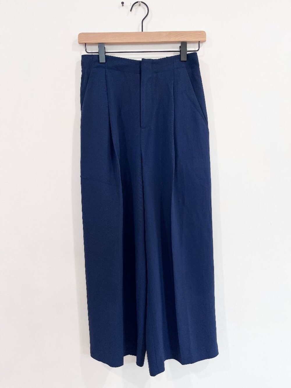 Elizabeth and James cropped wide-leg Trousers, early 00's